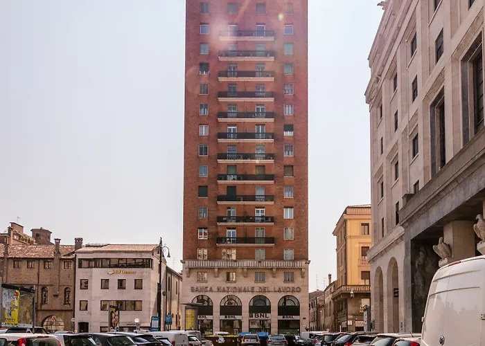 Padova Tower City View Maestrale